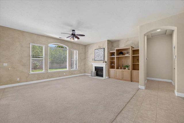 5688 E Christine Avenue, Fresno, CA 93727