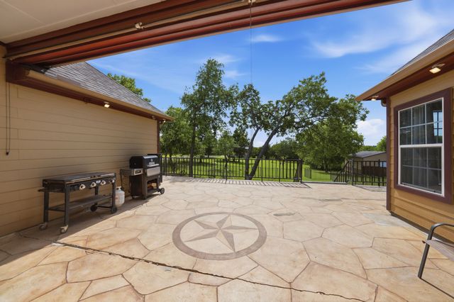 11 Lopez Drive, Sherman, TX 75090