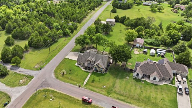11 Lopez Drive, Sherman, TX 75090