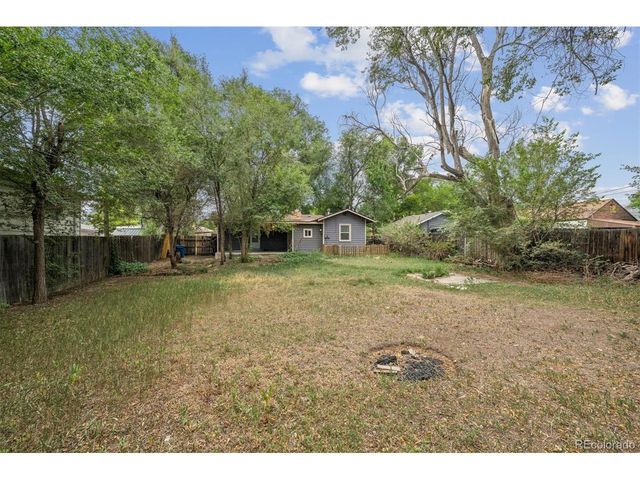 1220 Upham St, Lakewood, CO 80214