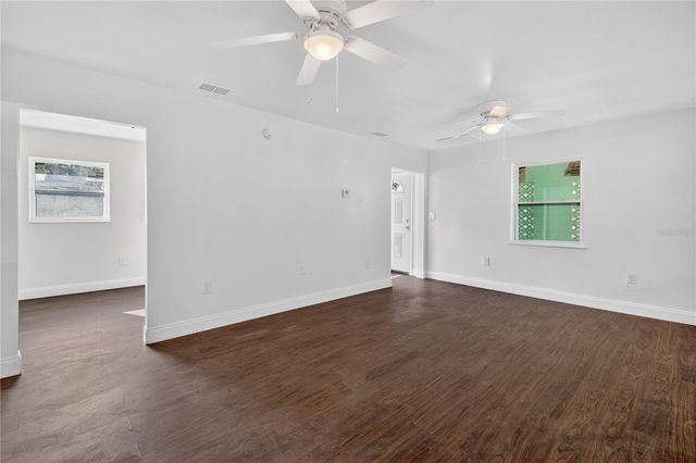 2220 NW 1ST AVENUE, Ocala, FL 34475