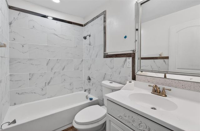 2220 NW 1ST AVENUE, Ocala, FL 34475