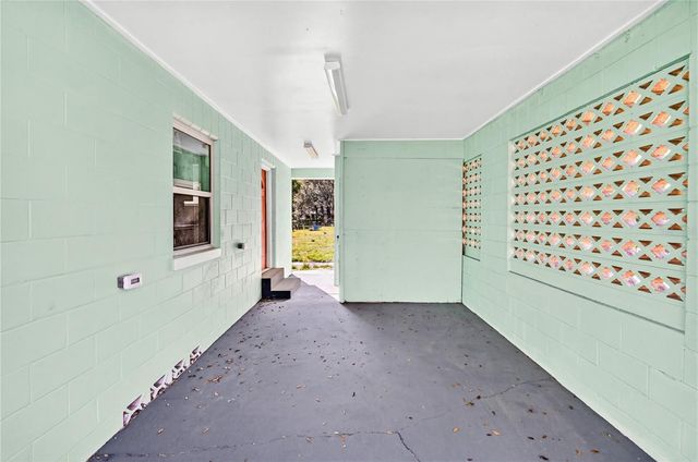 2220 NW 1ST AVENUE, Ocala, FL 34475