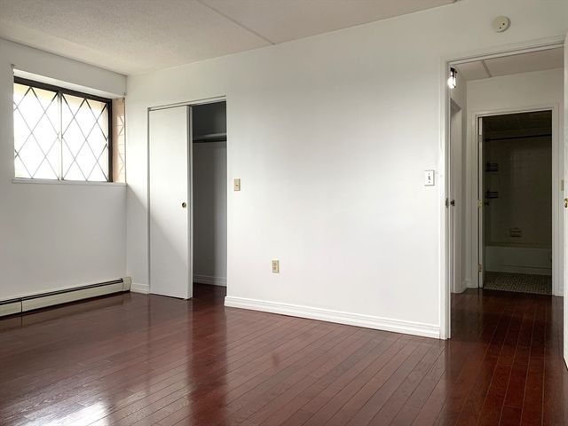 301 Lowell St 34, Somerville, MA 02145