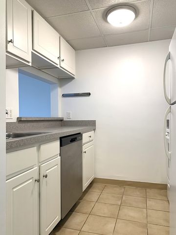 301 Lowell St 34, Somerville, MA 02145