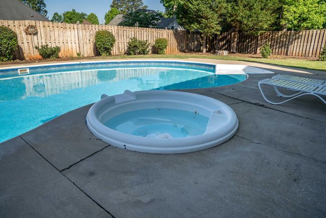 103 N Bennington Drive, Spartanburg, SC 29307