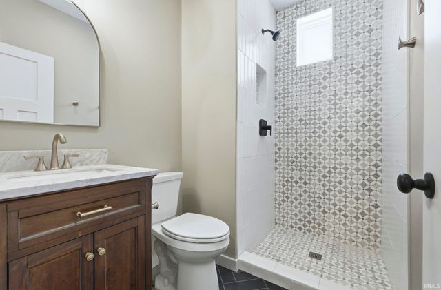 1220 Fairfield Avenue, Fort Wayne, IN 46802