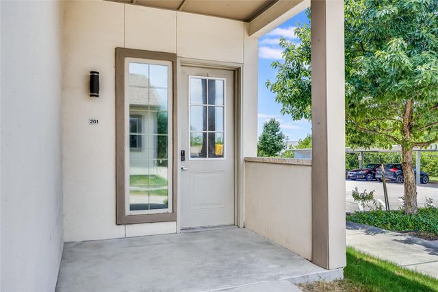 2400 Louis Henna BLVD 201, Round Rock, TX 78664
