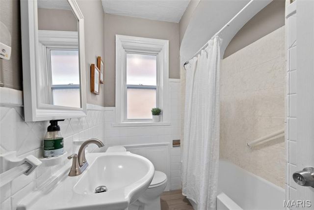 5235 Oleatha Avenue, St Louis, MO 63139