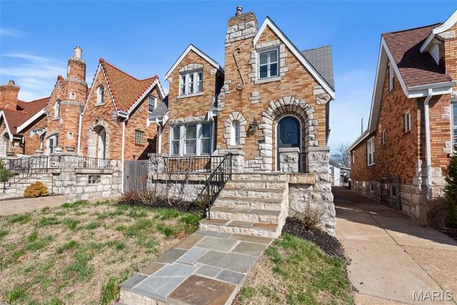 5235 Oleatha Avenue, St Louis, MO 63139