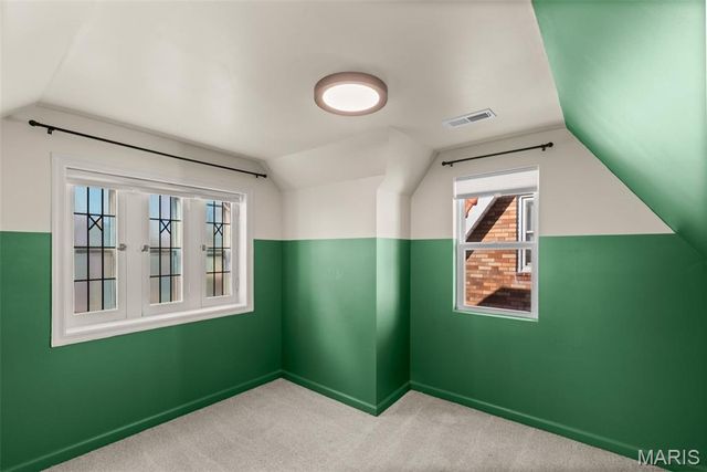 5235 Oleatha Avenue, St Louis, MO 63139