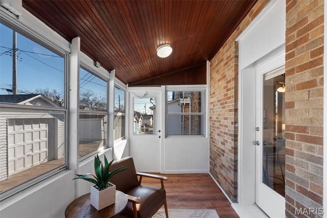 5235 Oleatha Avenue, St Louis, MO 63139