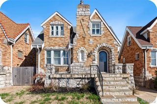 5235 Oleatha Avenue, St Louis, MO 63139