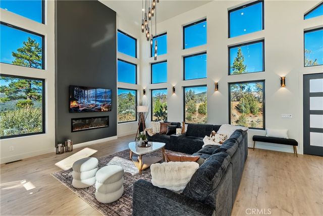 506 Wood bridge, Big Bear City, CA 92314