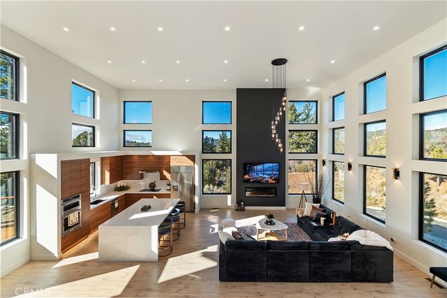 506 Wood bridge, Big Bear City, CA 92314