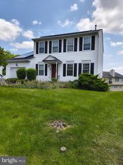 3 SUMMERSET CT, Baltimore, MD 21207