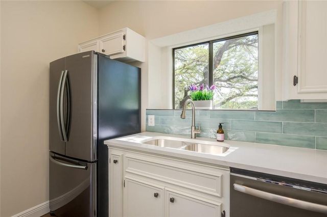 4906 Smokey VLY A, Austin, TX 78731