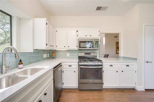 4906 Smokey VLY A, Austin, TX 78731
