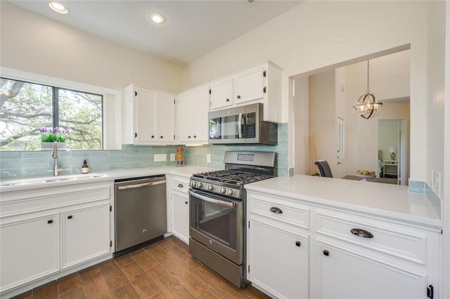 4906 Smokey VLY A, Austin, TX 78731