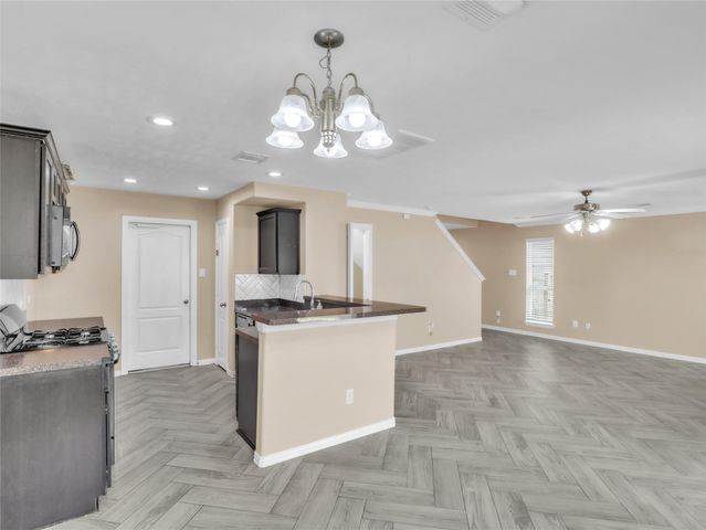 1418 Banbury Court, Houston, TX 77073