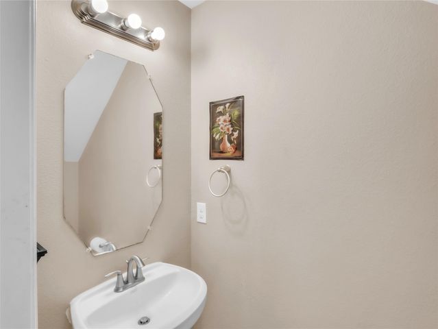1418 Banbury Court, Houston, TX 77073