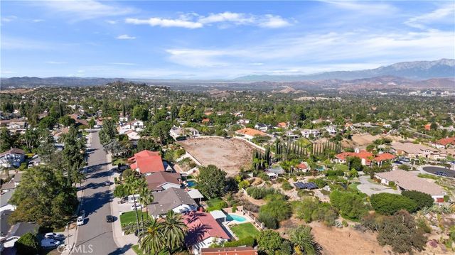 6204 Claridge Drive, Riverside, CA 92506