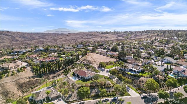 6204 Claridge Drive, Riverside, CA 92506