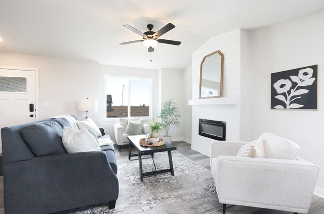 1455 Locust Street, Waukee, IA 50263