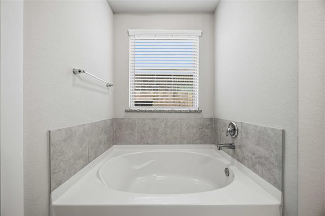 16427 Apache Woods Way, Humble, TX 77346