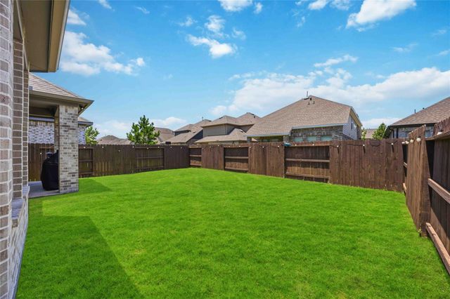 16427 Apache Woods Way, Humble, TX 77346