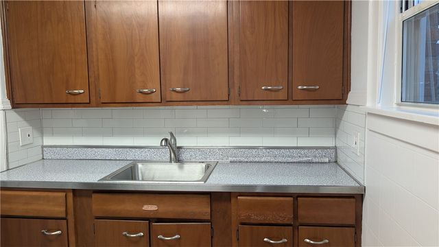 4068 Brandon Rd, Brighton Heights, PA 15212