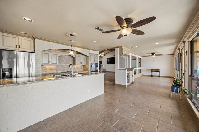 18409 Shore Drive, Kemp, TX 75143