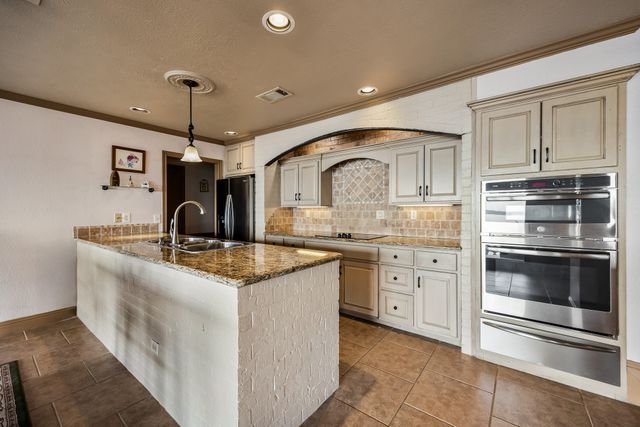 18409 Shore Drive, Kemp, TX 75143