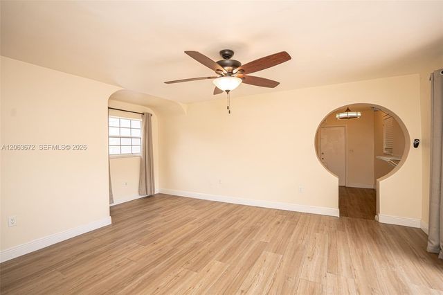 5613 Pierce St 1, Hollywood, FL 33021