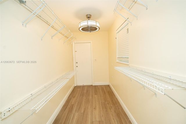 5613 Pierce St 1, Hollywood, FL 33021