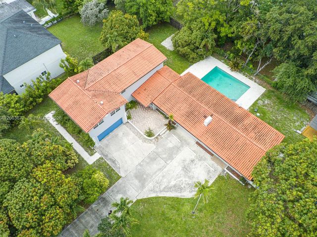 5613 Pierce St 1, Hollywood, FL 33021