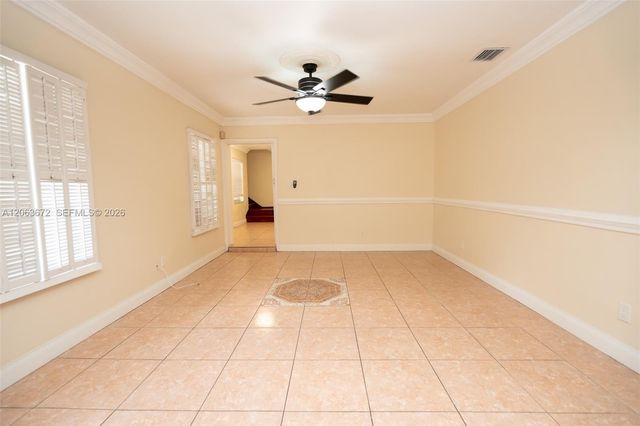 5613 Pierce St 1, Hollywood, FL 33021