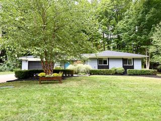 46250 Bloomcrest Drive, Northville, MI 48167