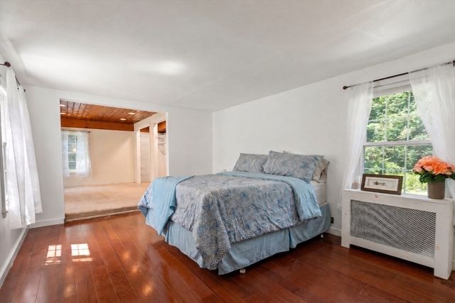48 Brimfield Rd, Monson, MA 01057