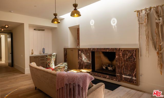 1885 Carla, Beverly Hills, CA 90210