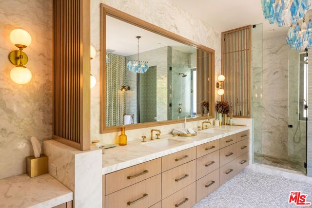 1885 Carla, Beverly Hills, CA 90210