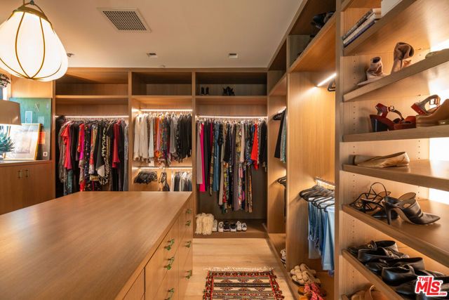 1885 Carla, Beverly Hills, CA 90210