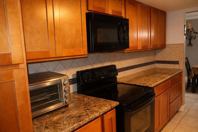 950 NW 175TH Street, Miami Gardens, FL 33169