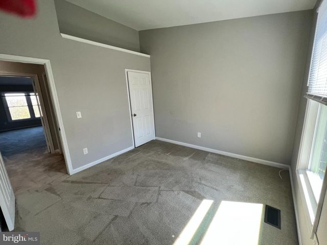 14320 WINDING WOODS CT, Centreville, VA 20120