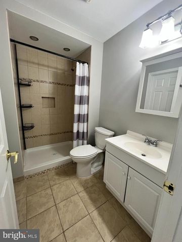 14320 WINDING WOODS CT, Centreville, VA 20120