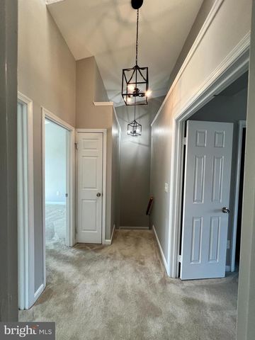 14320 WINDING WOODS CT, Centreville, VA 20120