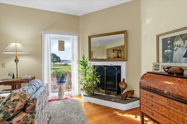 30 Woodbury St 30, Wareham, MA 02532