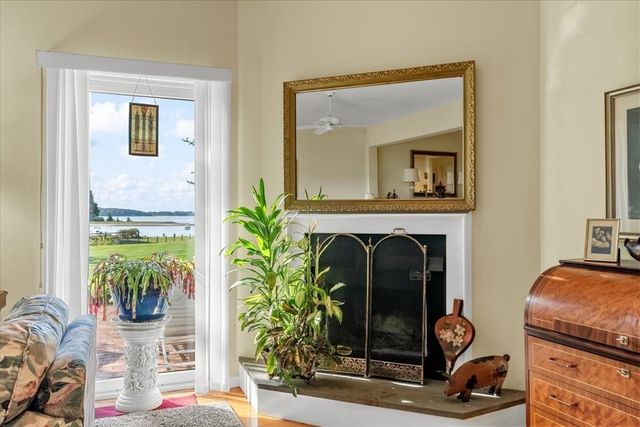30 Woodbury St 30, Wareham, MA 02532