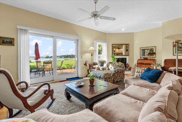 30 Woodbury St 30, Wareham, MA 02532
