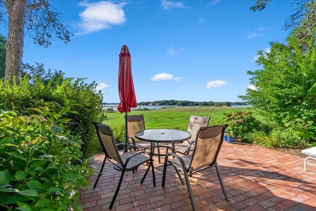 30 Woodbury St 30, Wareham, MA 02532